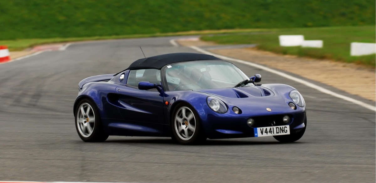 1999 Lotus Elise Image 8