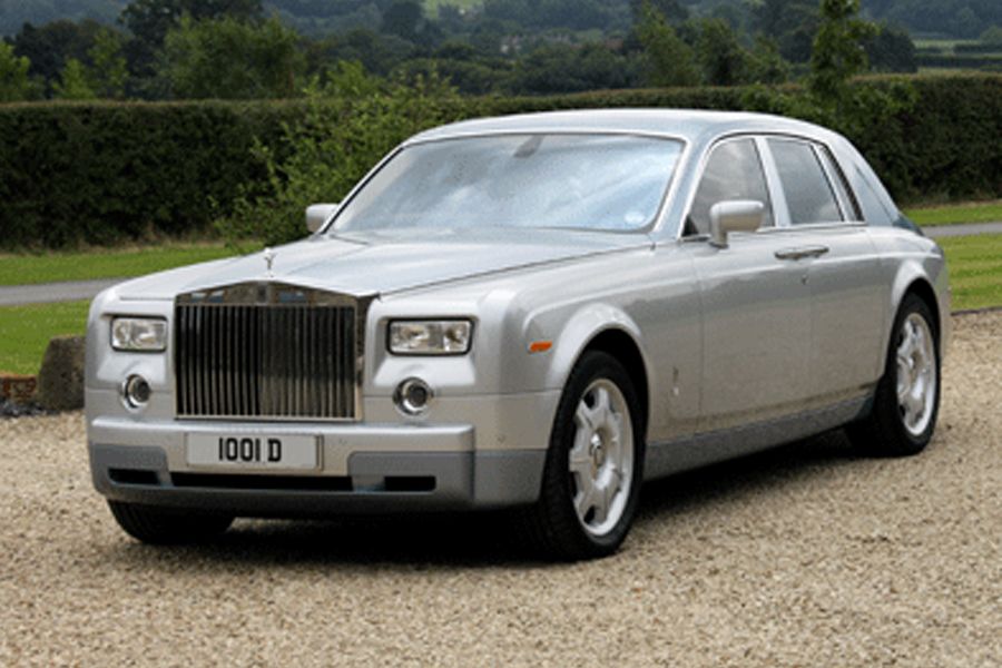 2004 Rolls-Royce Phantom Image 1