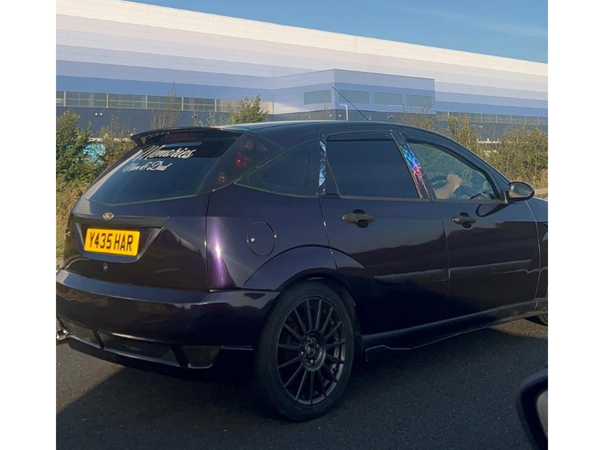 1991 Ford Focus Image 8