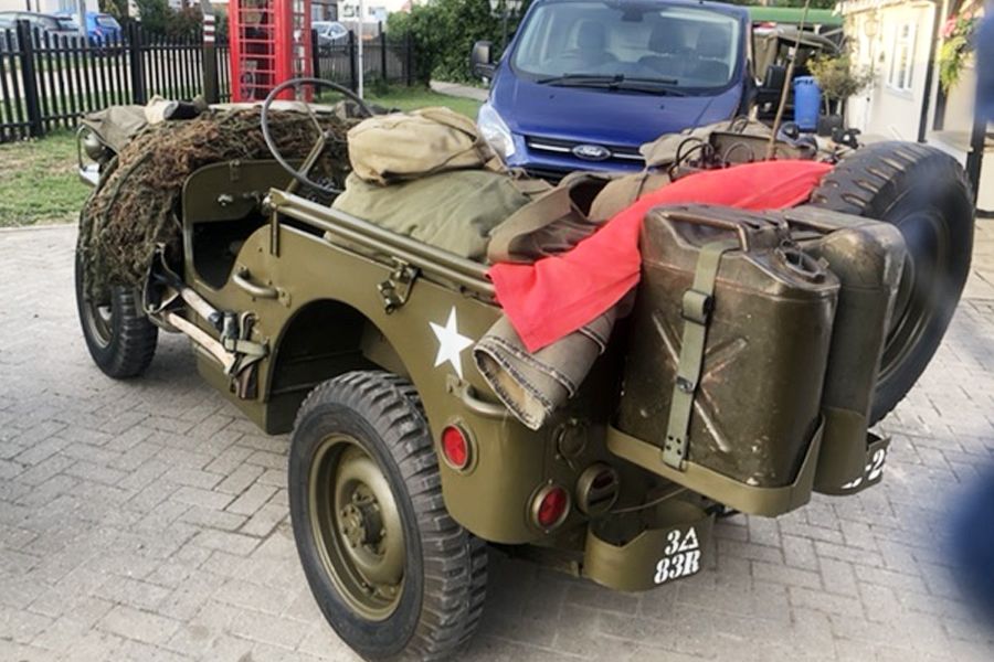 1945 Ford Other Image 2