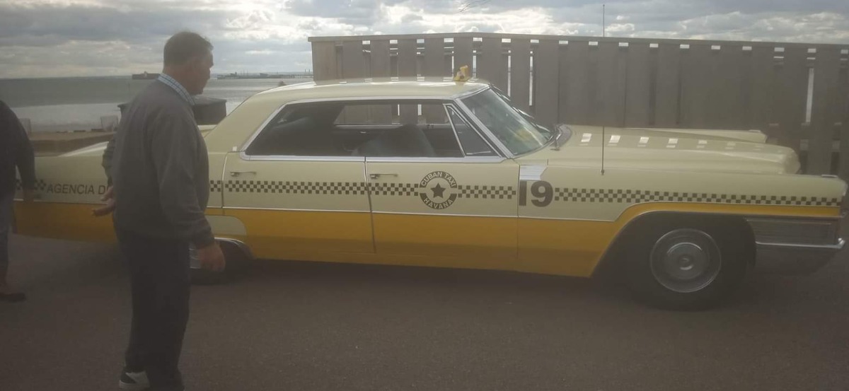 1965 Cadillac Deville Image 5