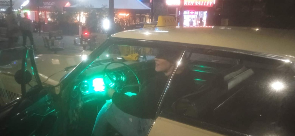 1965 Cadillac Deville Image 4