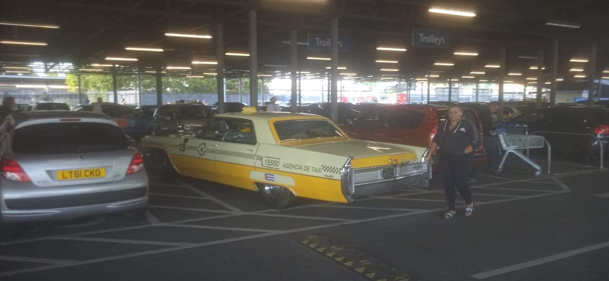 1965 Cadillac Deville Image 3