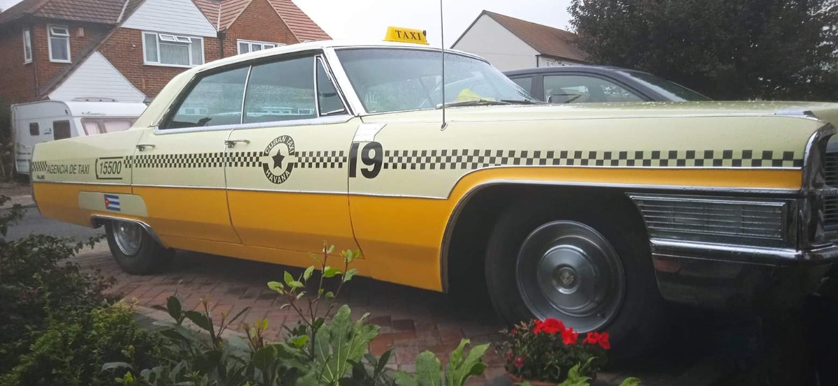 1965 Cadillac Deville Image 2