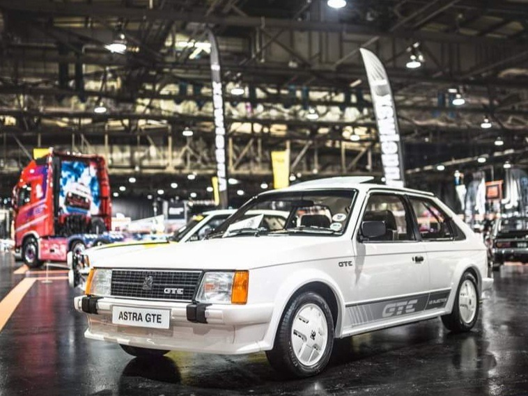 1984 Vauxhall Astra Image 6