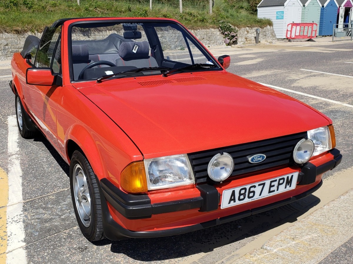 1984 Ford Escort Image 1