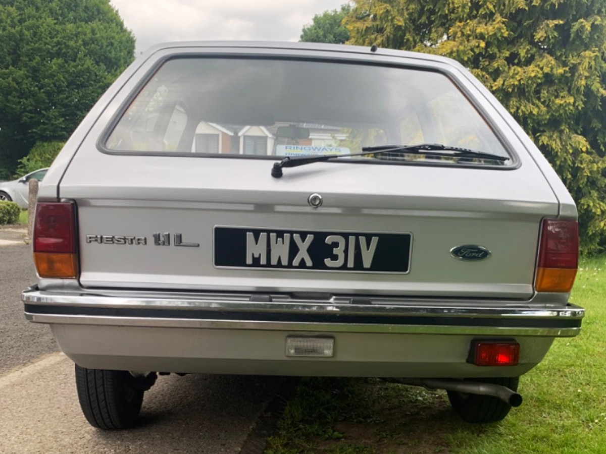 1980 Ford Fiesta Image 3