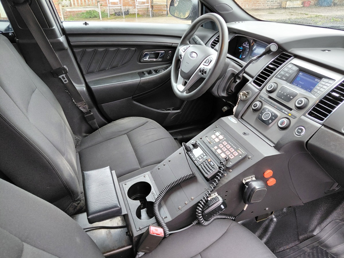 2015 Ford Taurus Image 8