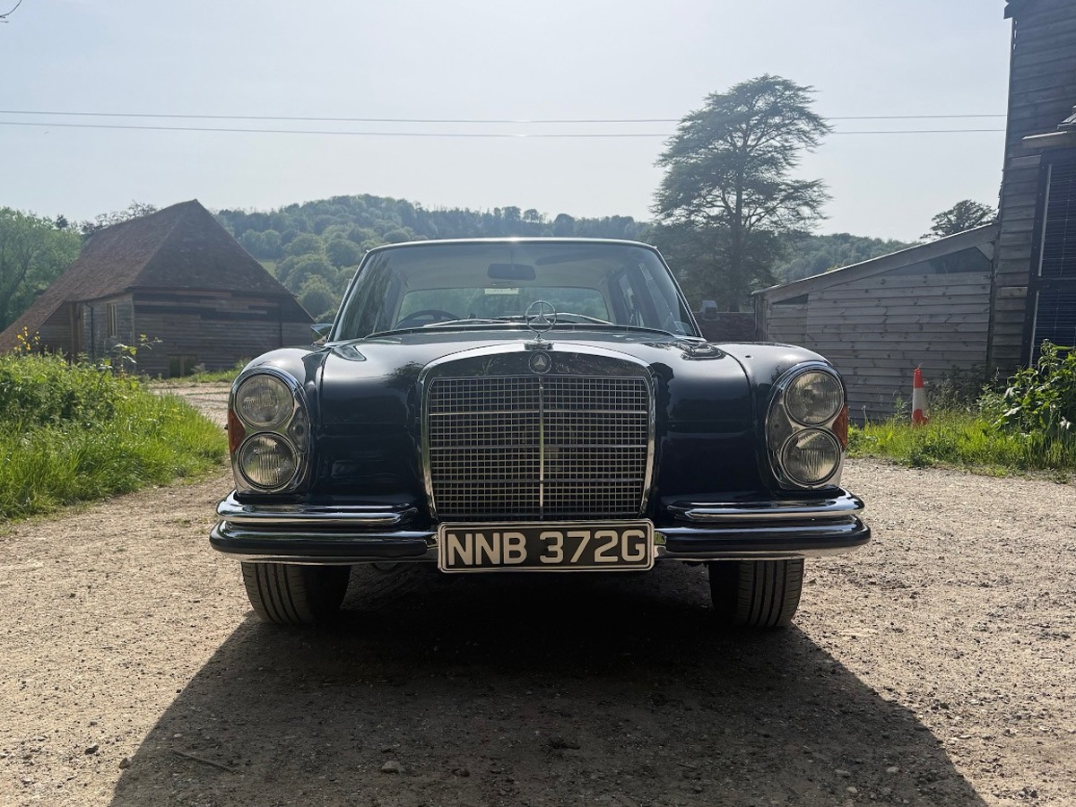1968 Mercedes-Benz 280 Image 4