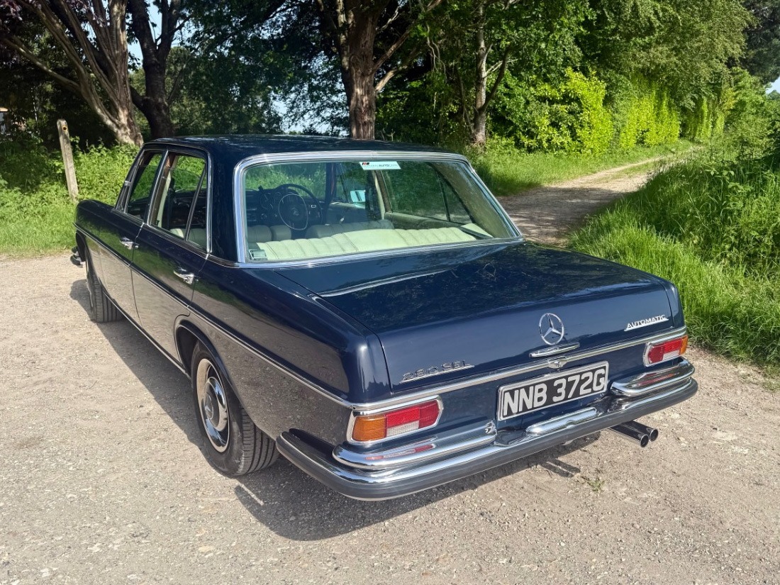 1968 Mercedes-Benz 280 Image 7