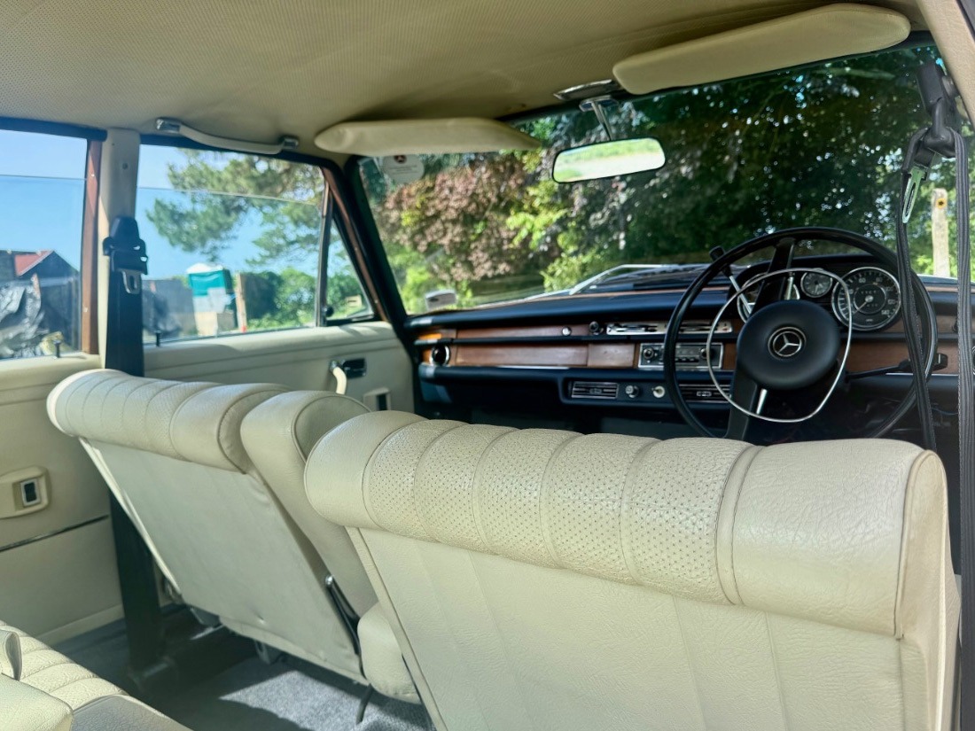1968 Mercedes-Benz 280 Image 10