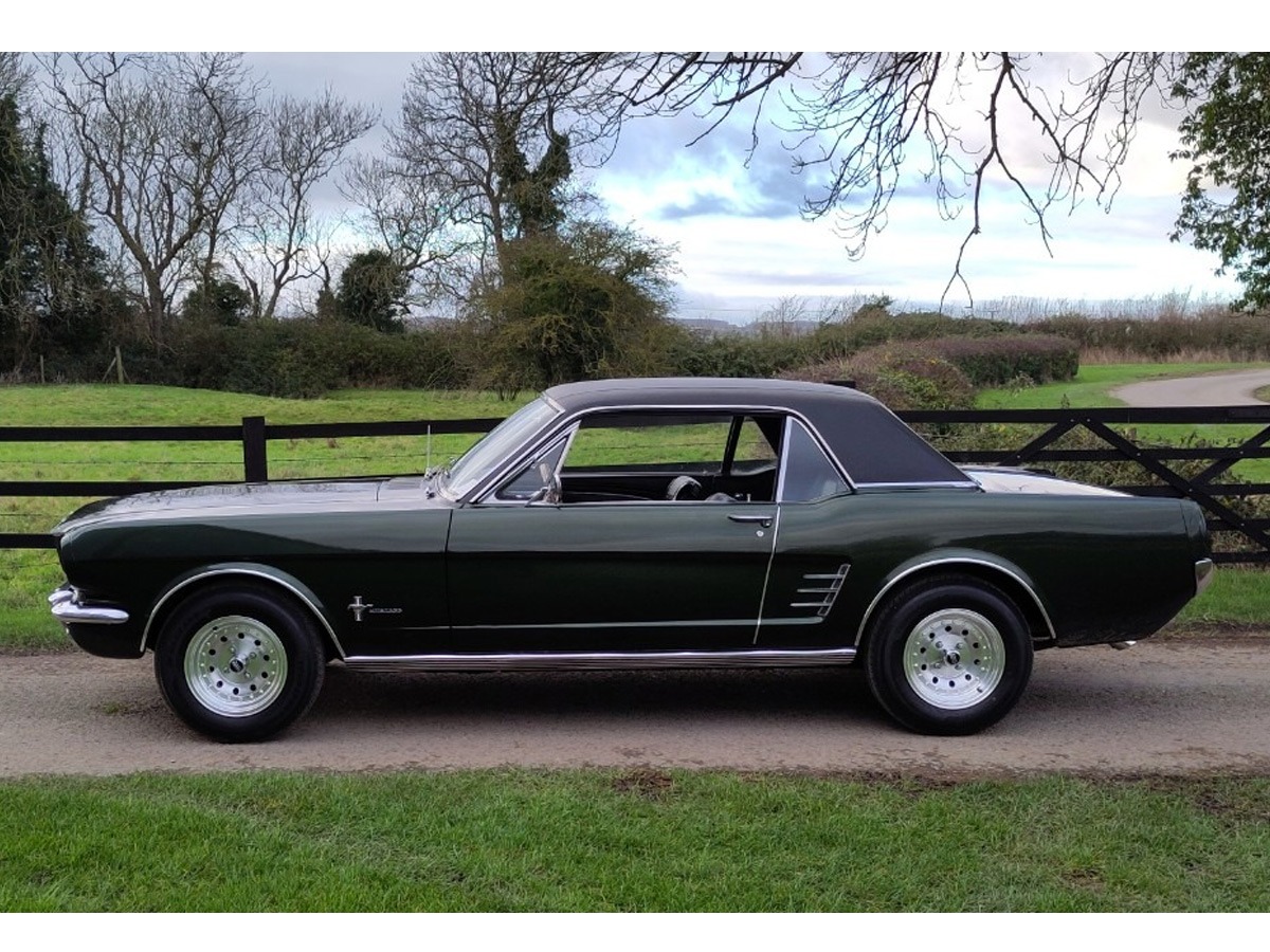 1966 Ford Mustang Image 3