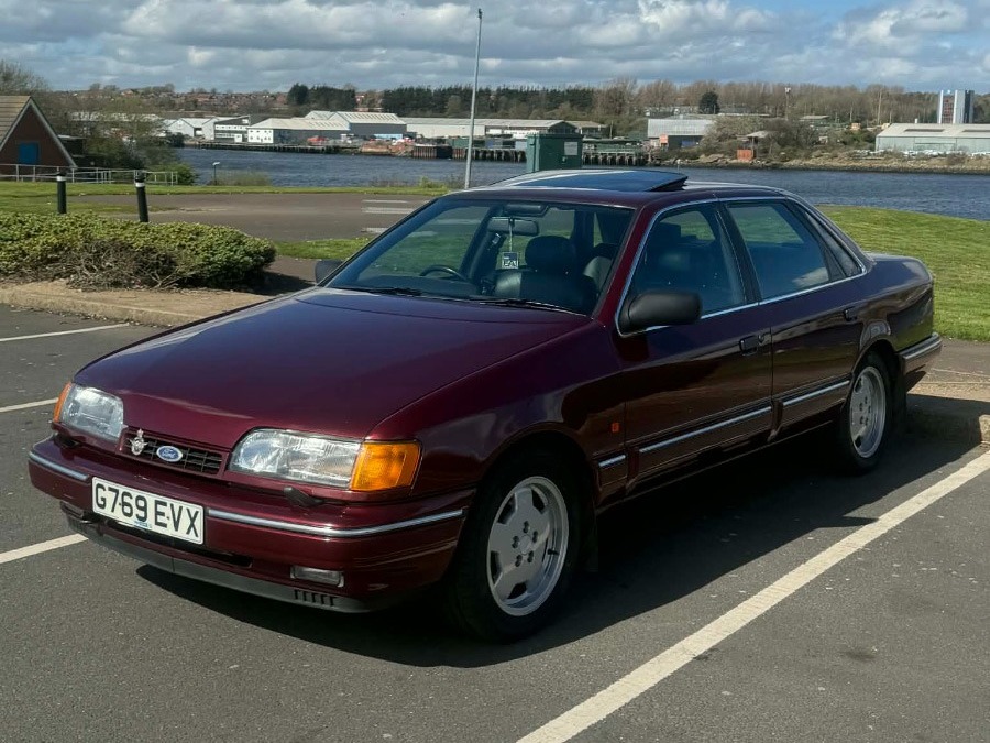 1990 Ford Granada Image 1
