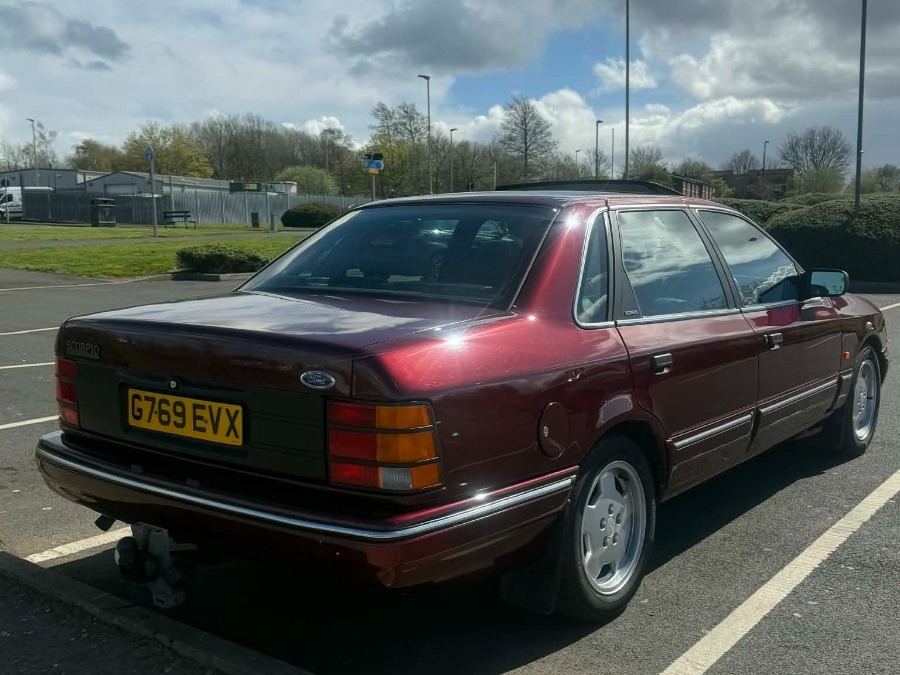1990 Ford Granada Image 6