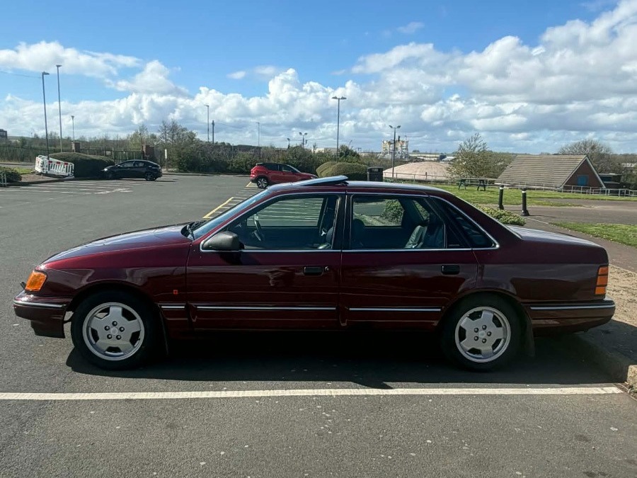 1990 Ford Granada Image 7
