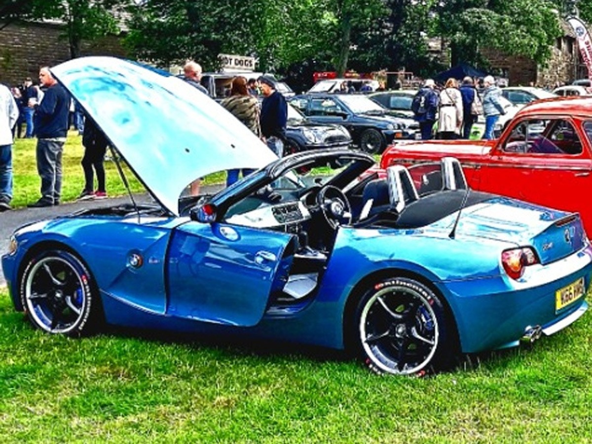 2005 BMW Z4 Image 3