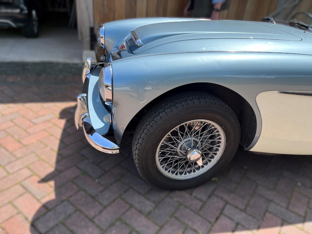 1963 Austin Healey 3000 Image 5