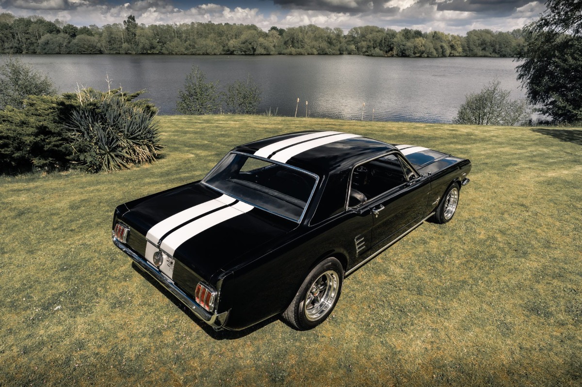 1966 Ford Mustang Image 2
