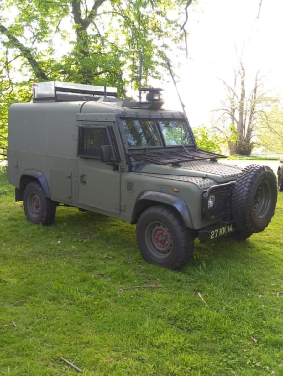 1993 Land Rover Other Image 2