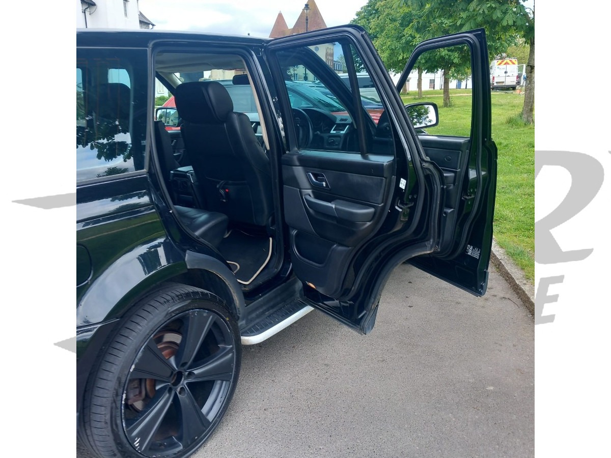 2007 Land Rover Range Rover Sport Image 2