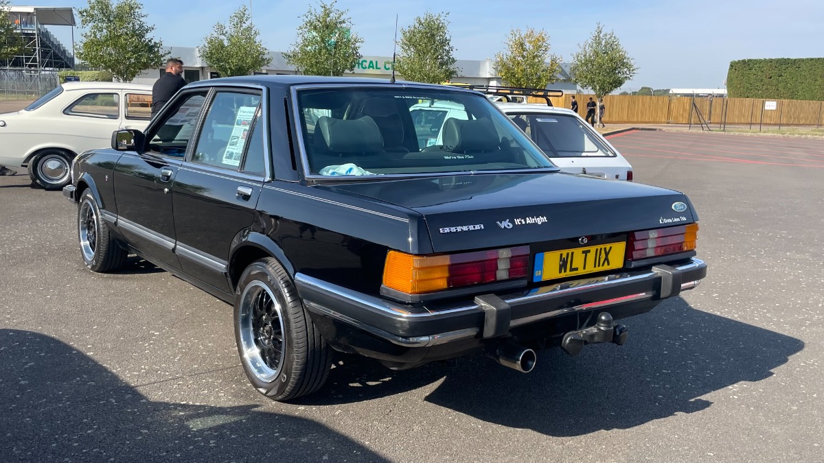 1982 Ford Granada Image 4