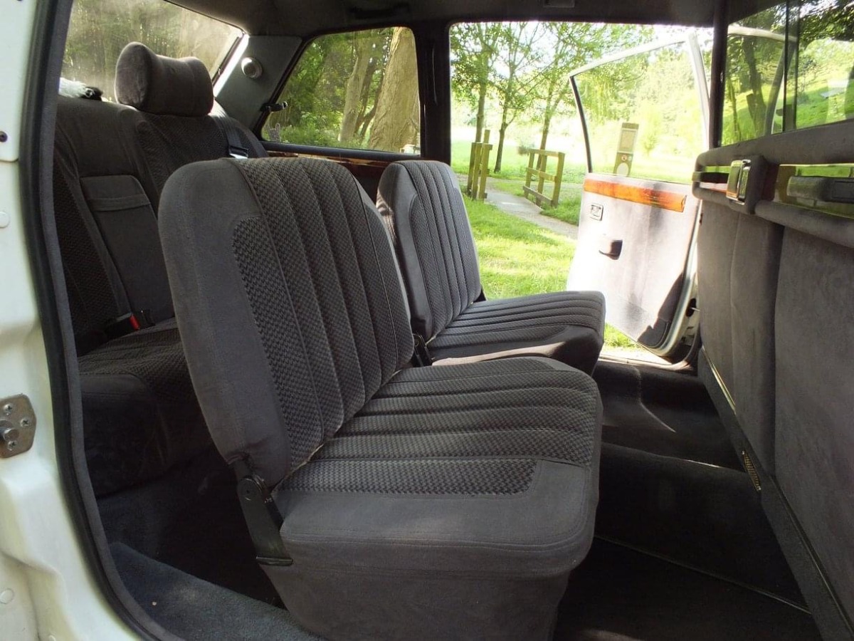 1982 Ford Granada Image 3