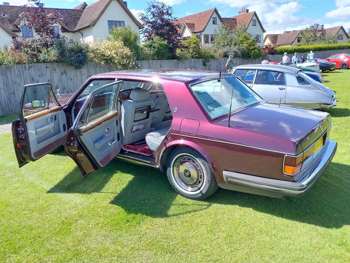 1993 Rolls-Royce Silver Spur Image 7