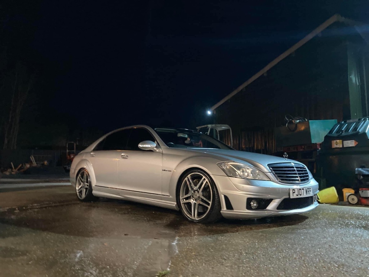 2007 Mercedes-Benz S-Class Image 2