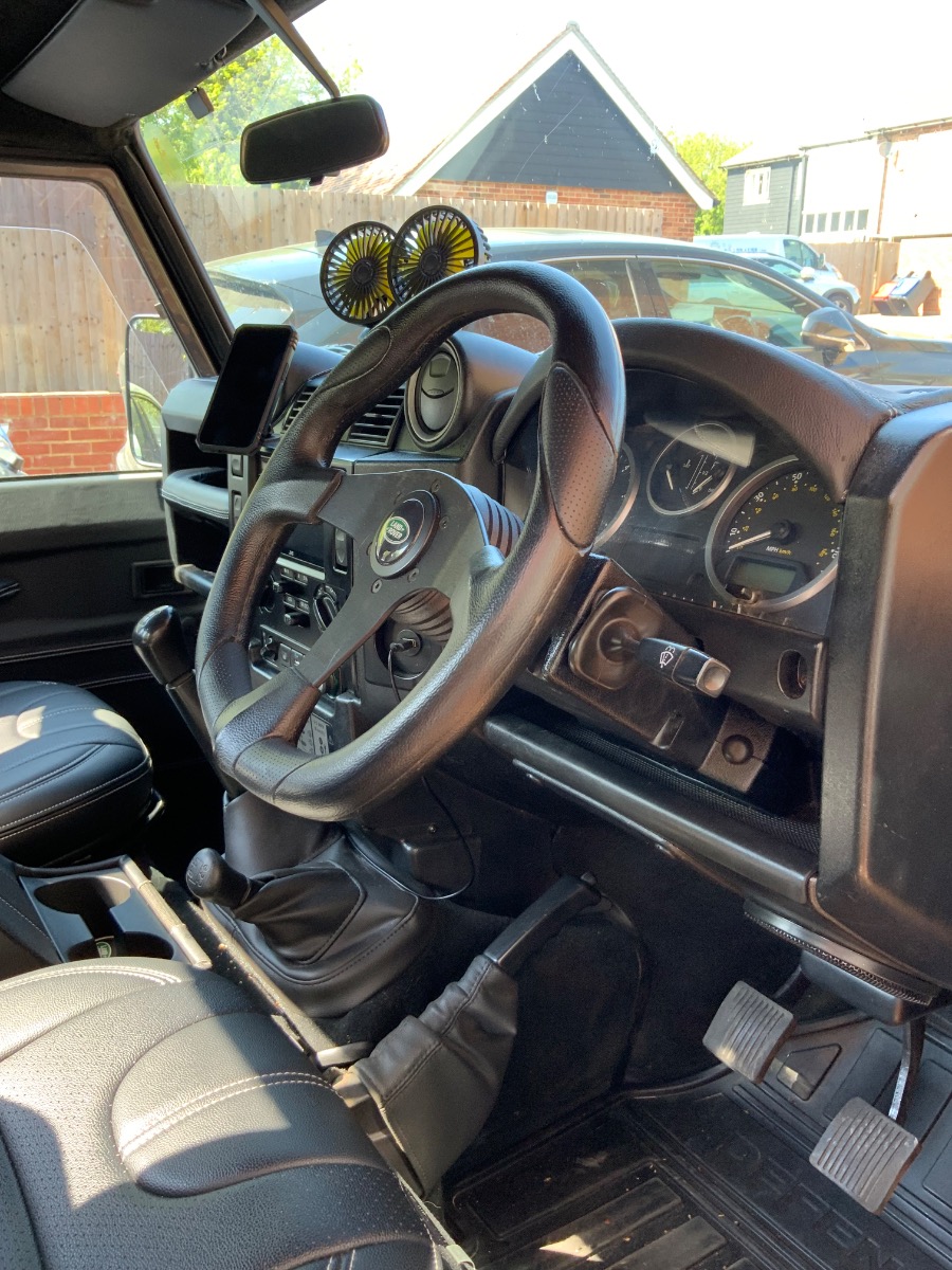 2012 Land Rover 110 Image 27