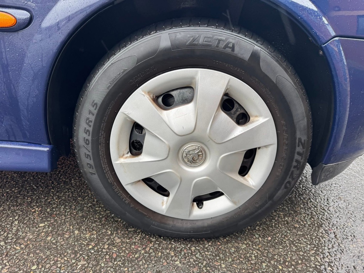 2001 Vauxhall Vectra Image 6