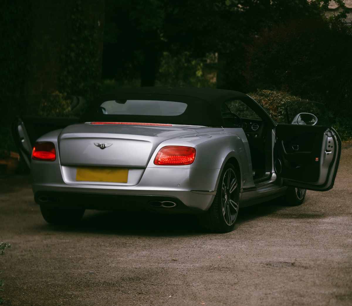 2012 Bentley Continental Gtc Image 2