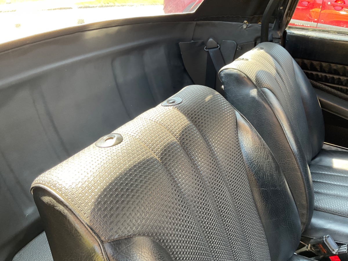 1971 Peugeot 304 Image 15