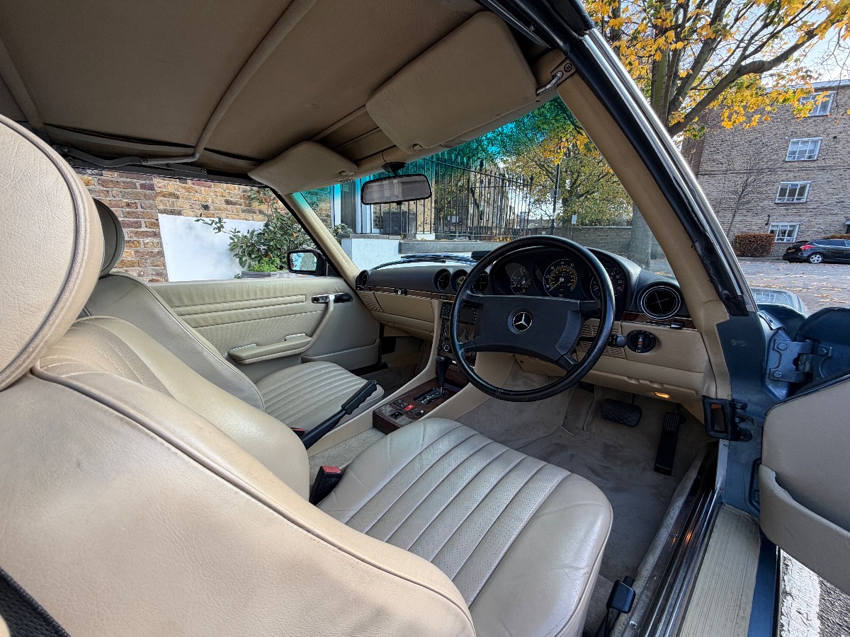 1987 Mercedes-Benz 500SL Image 6