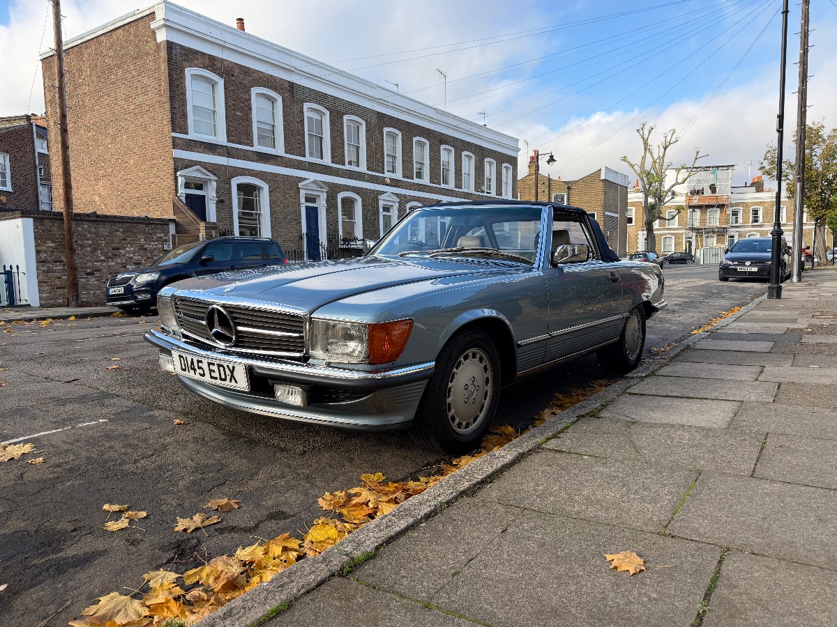 1987 Mercedes-Benz 500SL Image 4