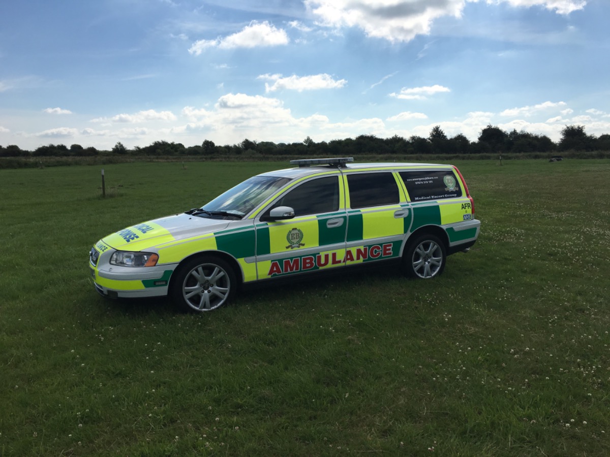 2007 Volvo V70 Image 1