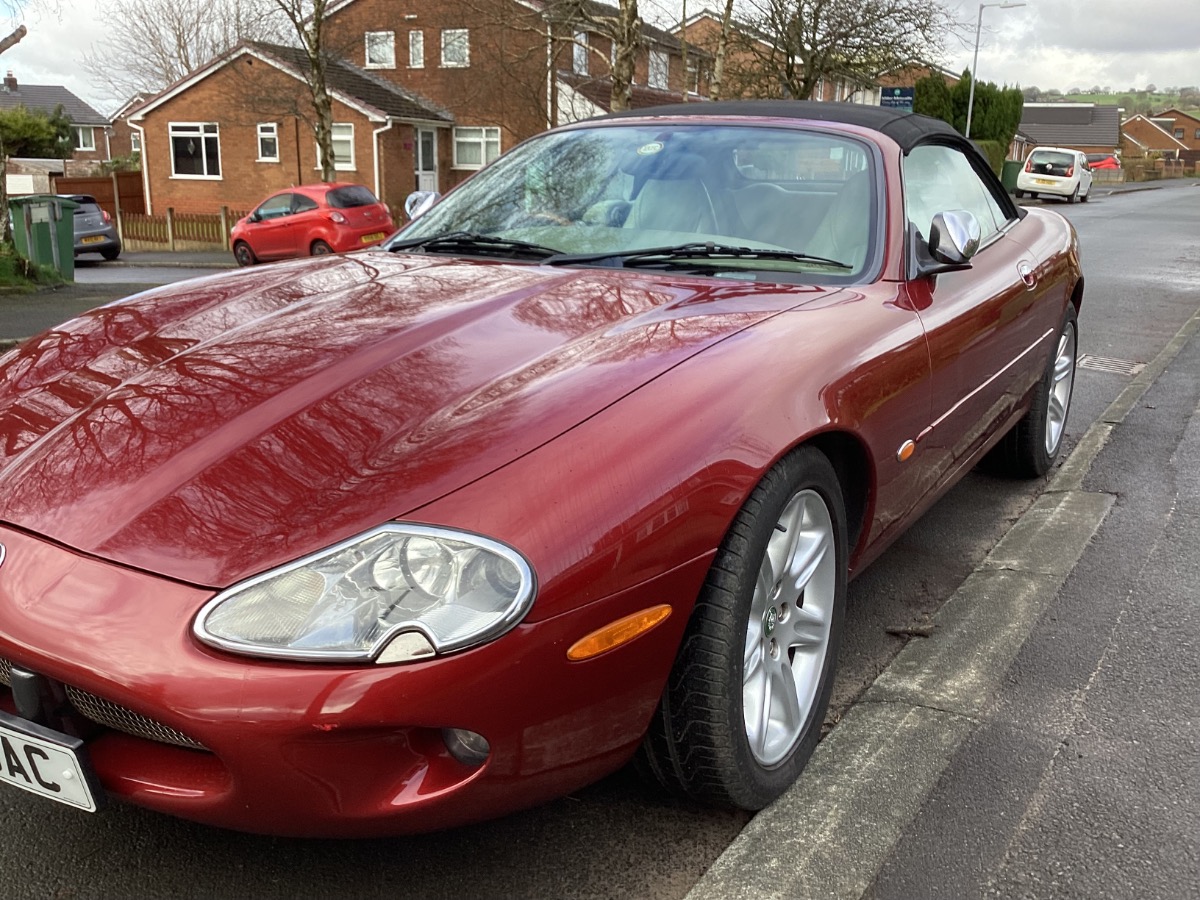 1999 Jaguar XK8 Image 5