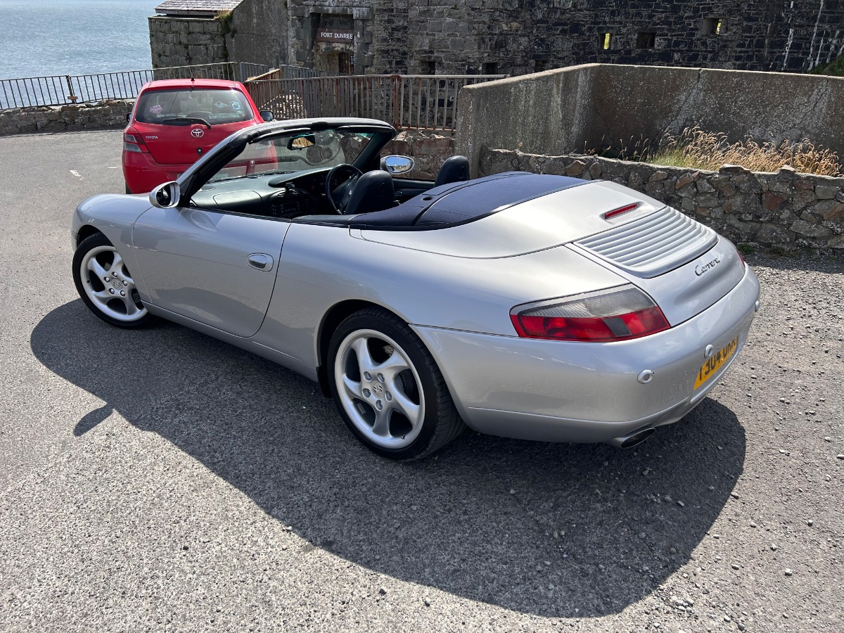2001 Porsche 911 Image 3