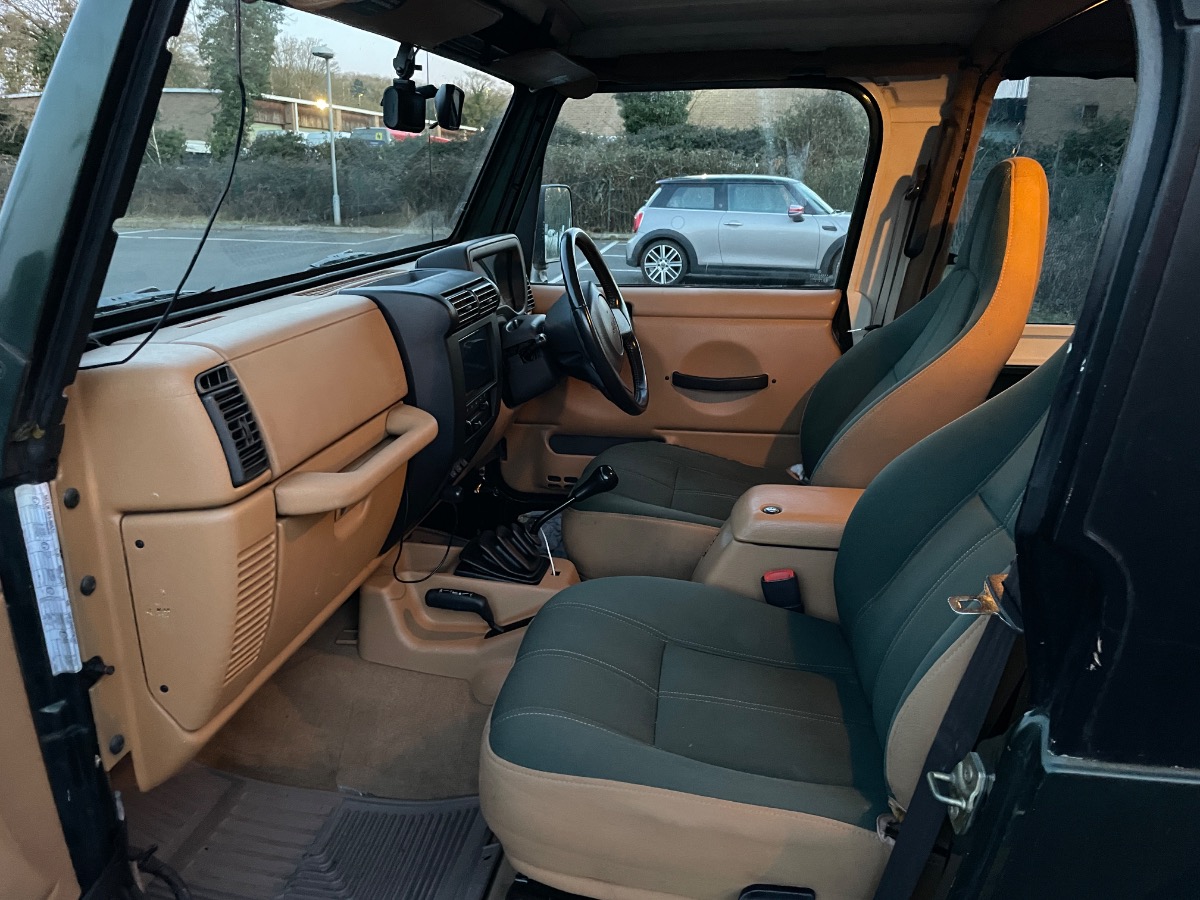 1997 Jeep Wrangler Image 5