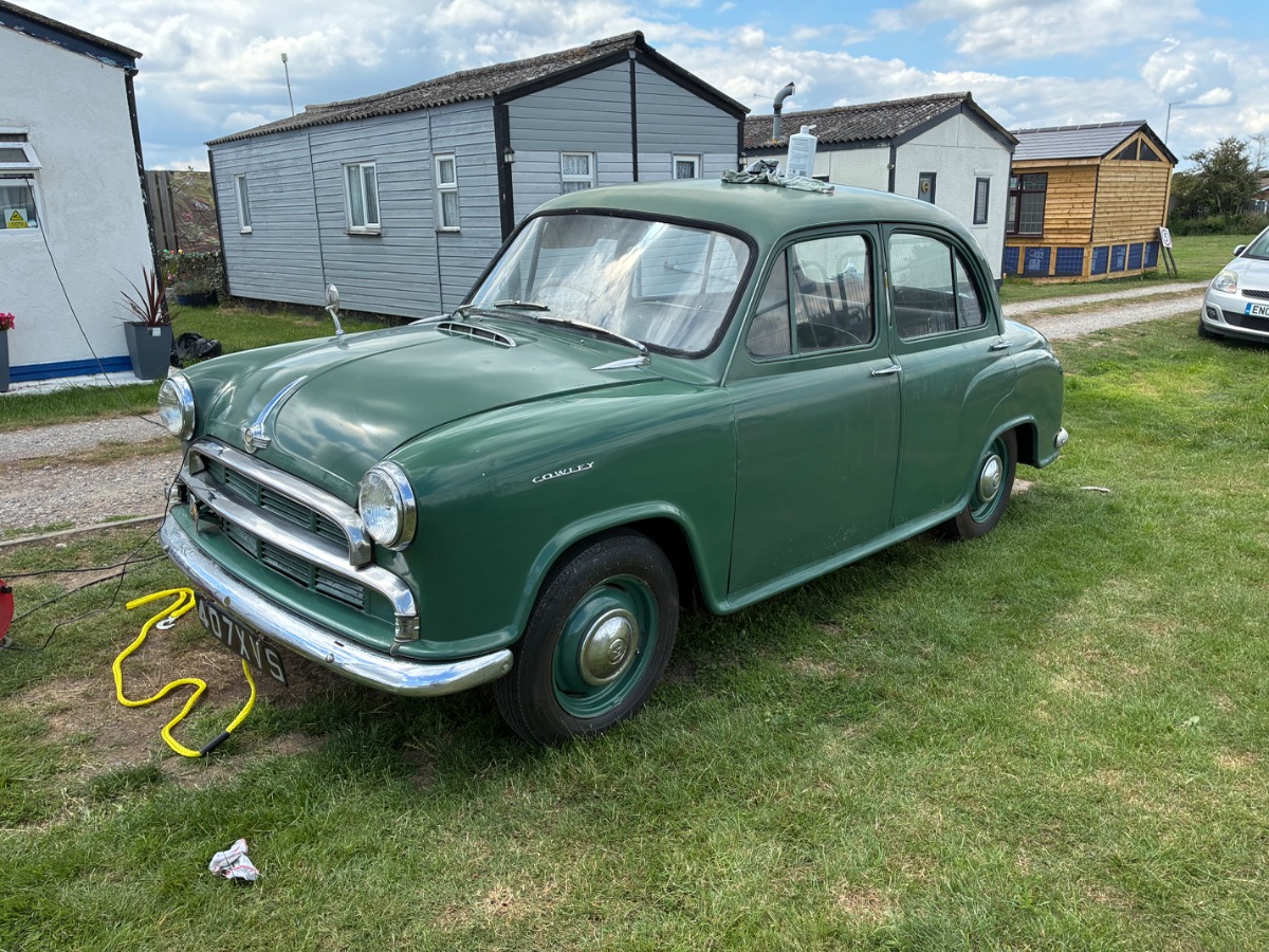 1956 Morris Cowley Image 2