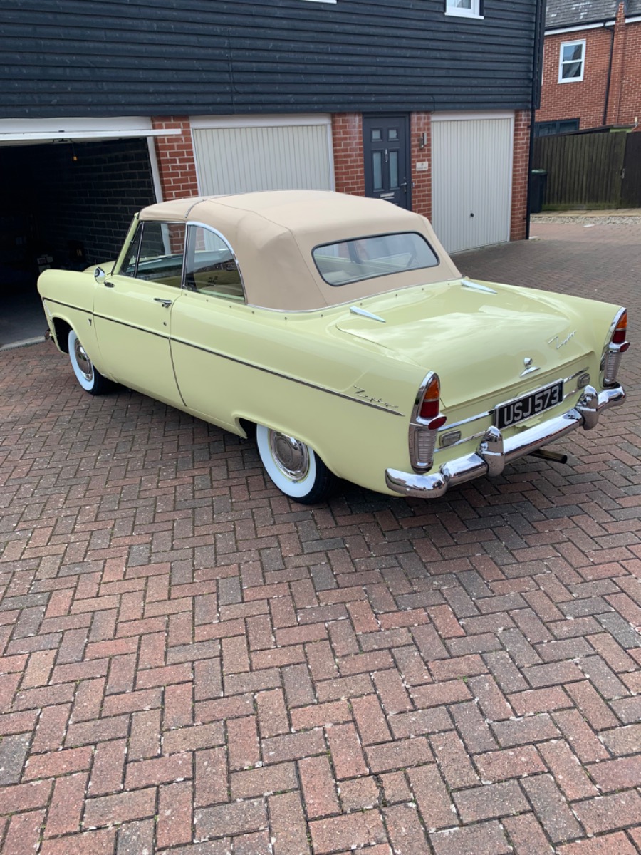1961 Ford Zephyr Image 2