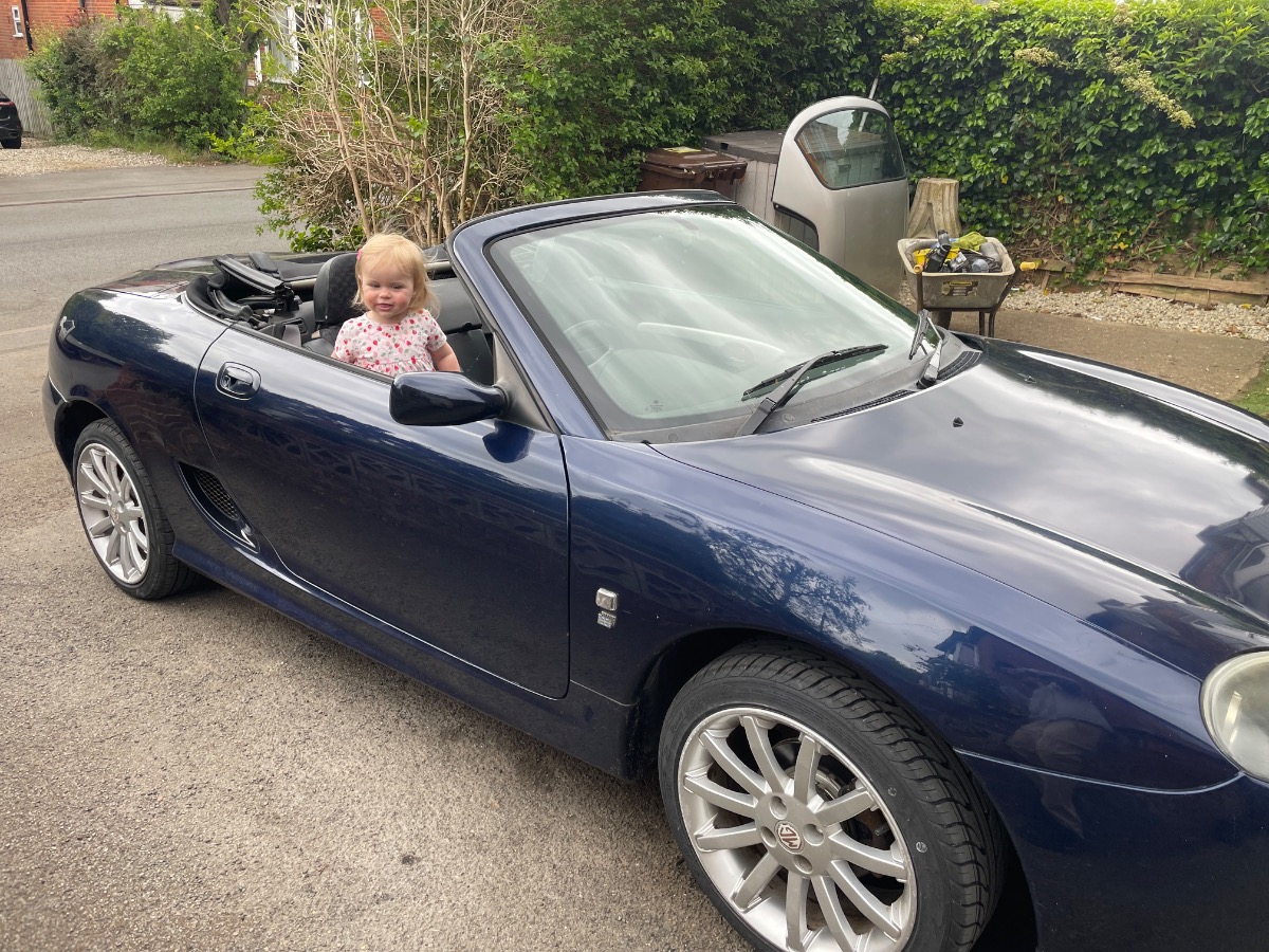 2004 MG TF Image 5