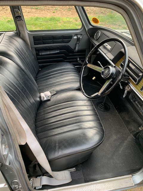 1970 Renault 10 Image 8