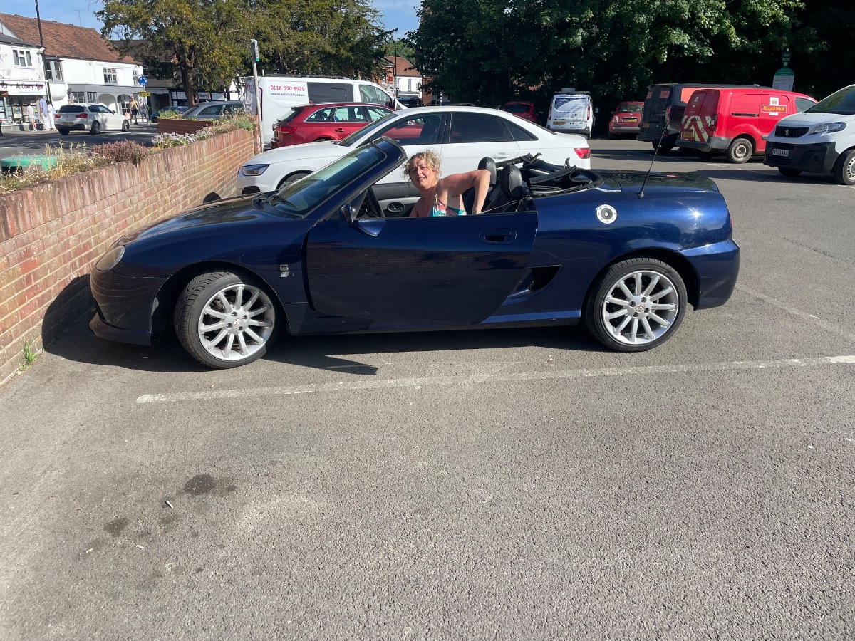 2004 MG TF Image 3