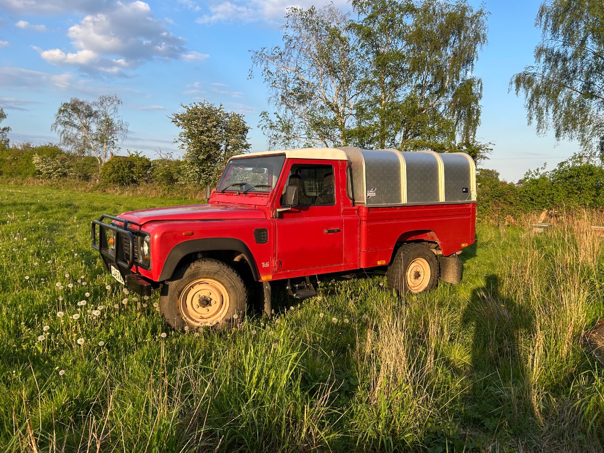 1994 Land Rover Defender 110 Image 3