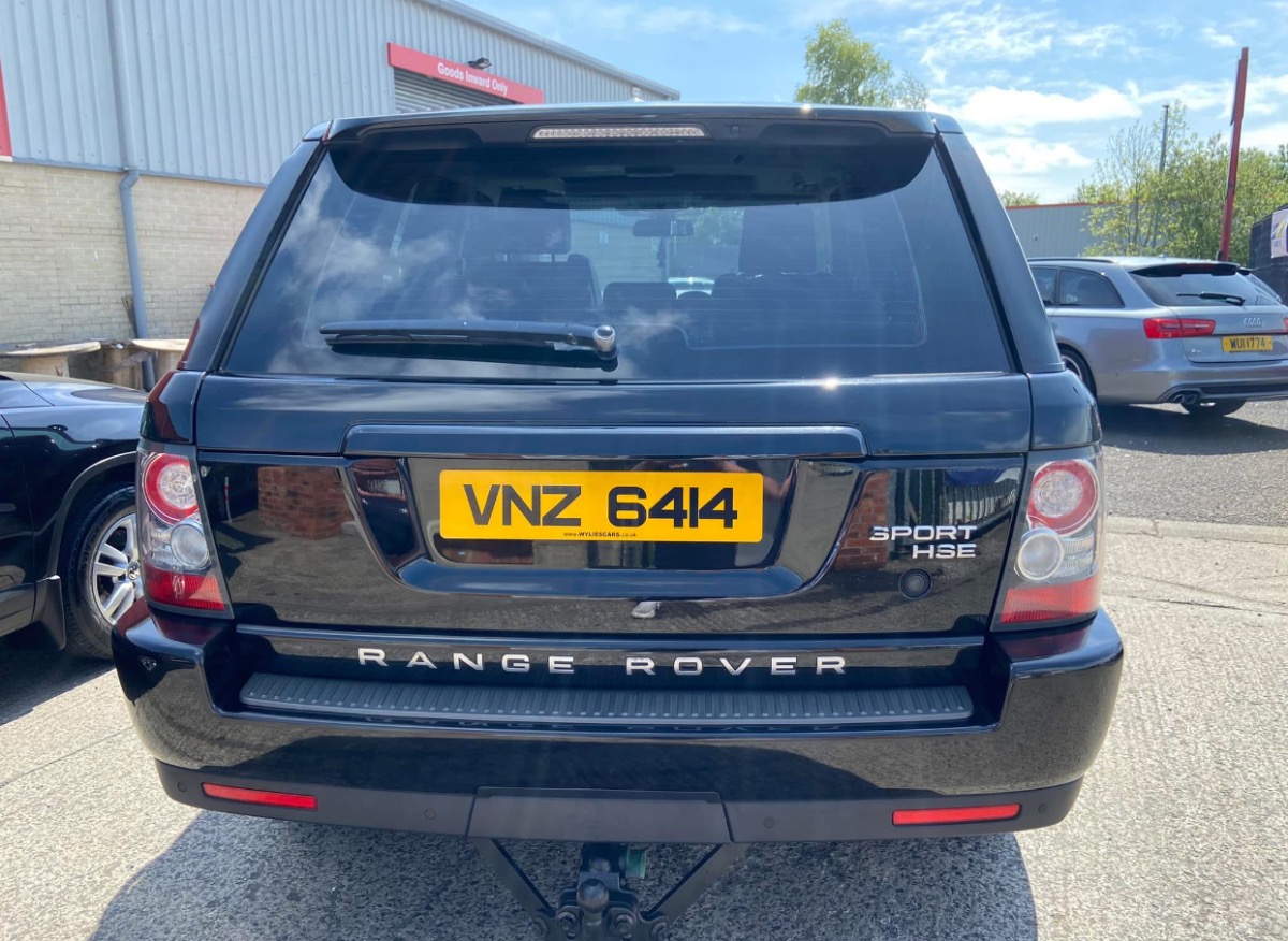 2010 Land Rover Range Rover Sport Image 3