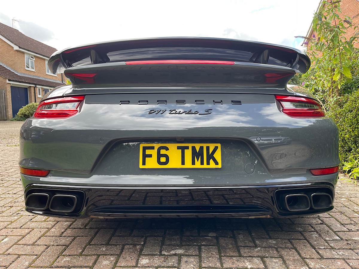 2017 Porsche 911 Image 4