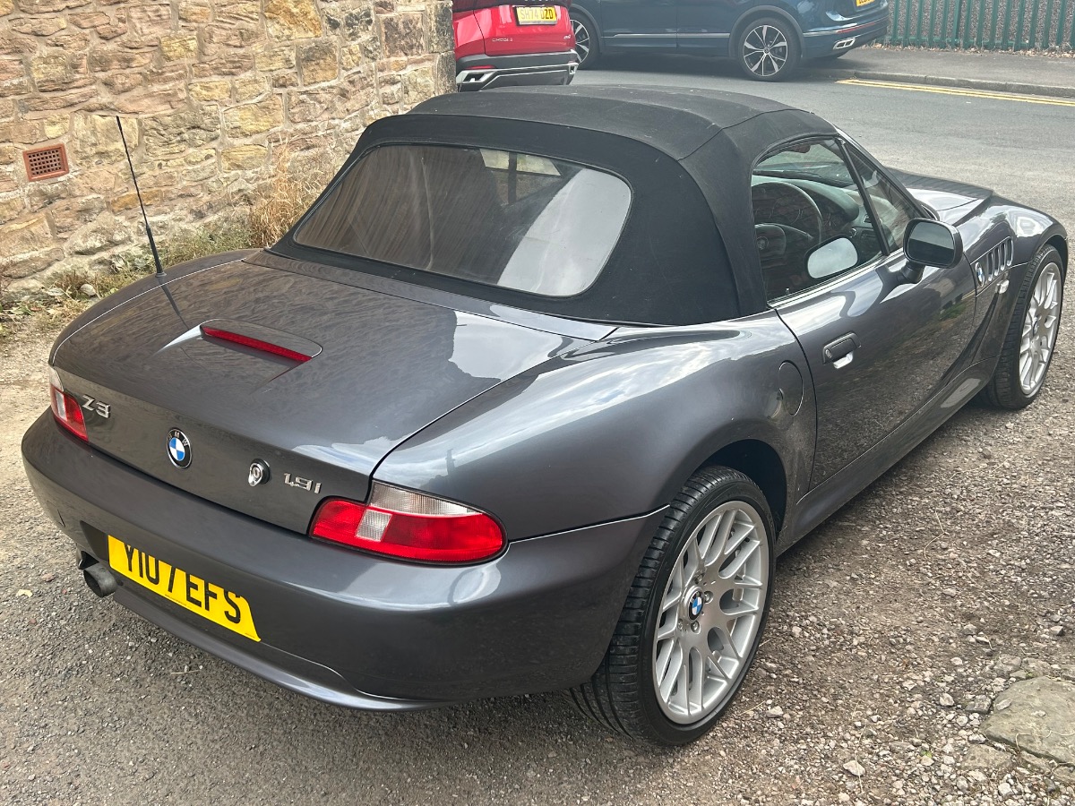 2001 BMW Z3 Image 1