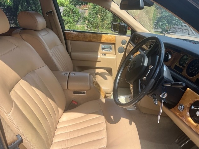 2005 Rolls-Royce Phantom Image 6