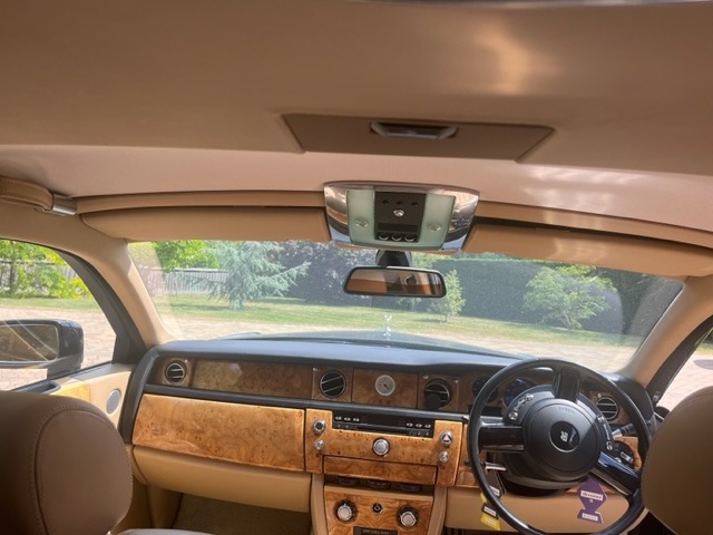 2005 Rolls-Royce Phantom Image 4