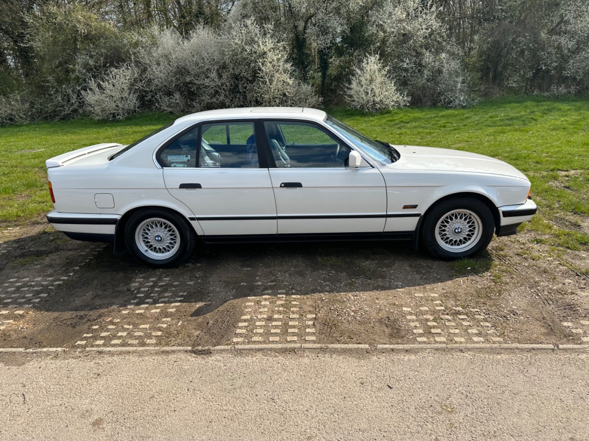 1990 BMW 5 Series Image 3